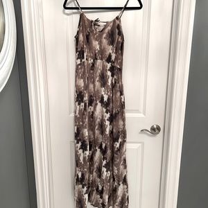 Elegant Brown Tie-Dye Maxi Dress